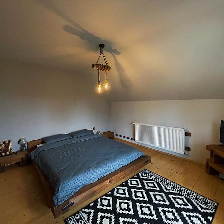 Отель Casa La Doi Nuci Bradet  Экстерьер фото