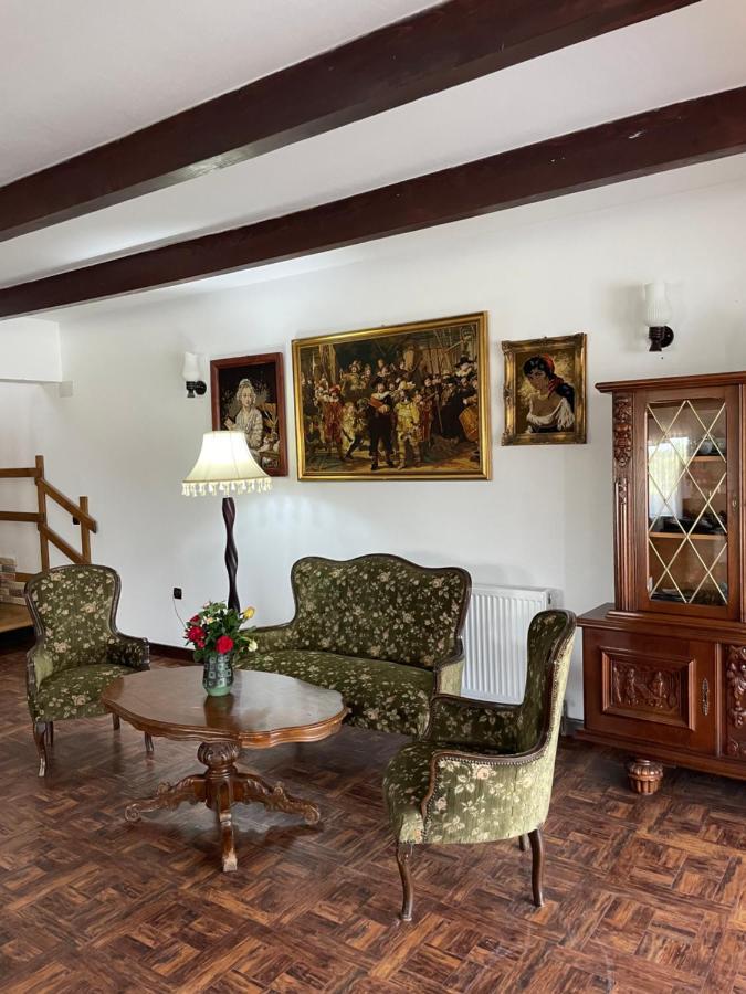 Отель Casa La Doi Nuci Bradet  Экстерьер фото