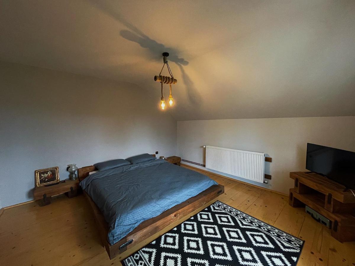 Отель Casa La Doi Nuci Bradet  Экстерьер фото